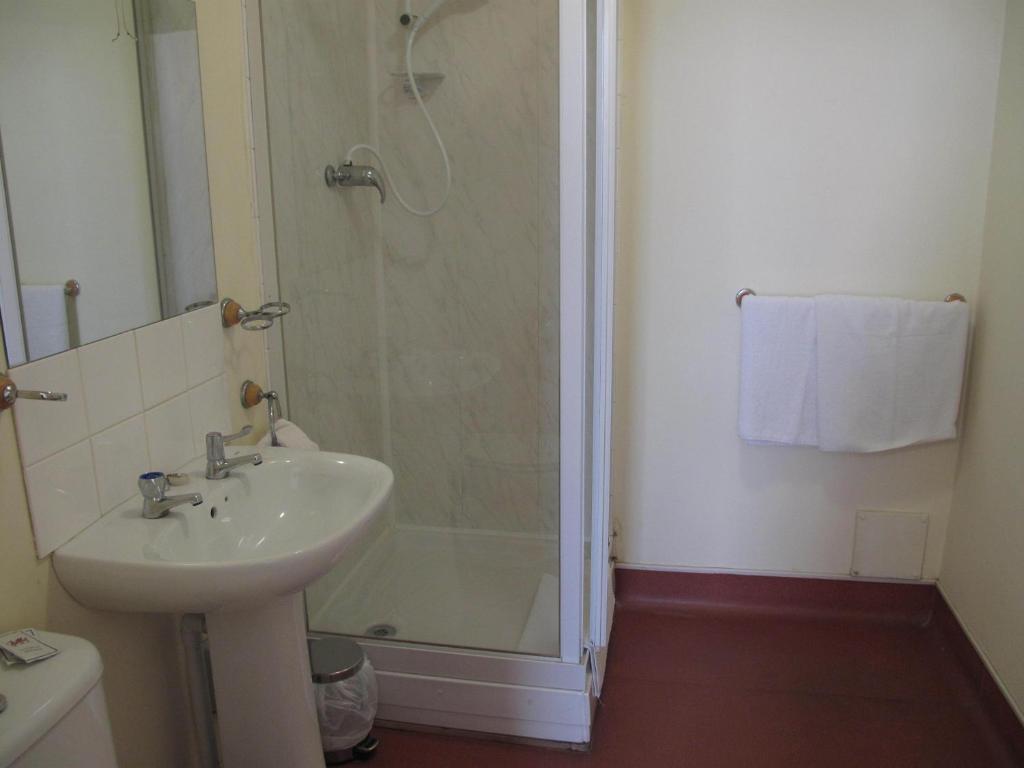 Quadruple Room,352935889:JPEG