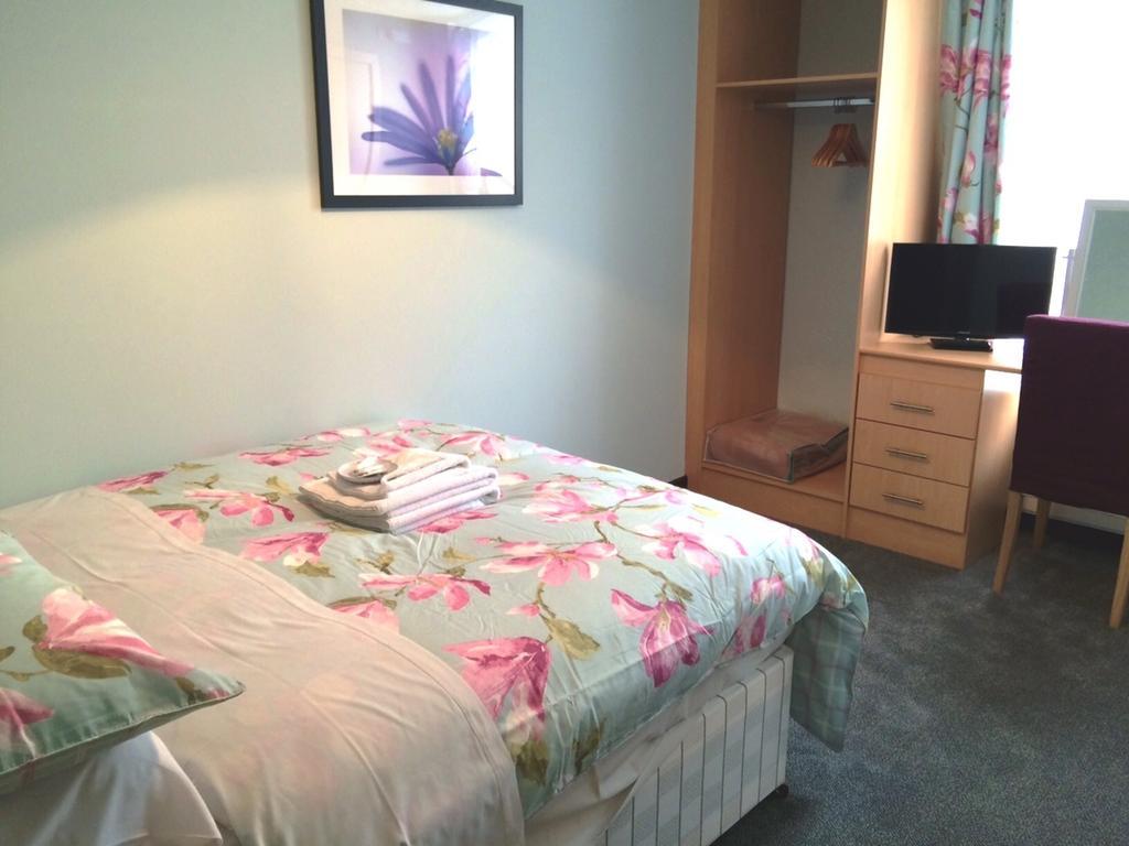 Double Room,1536021844:JPEG