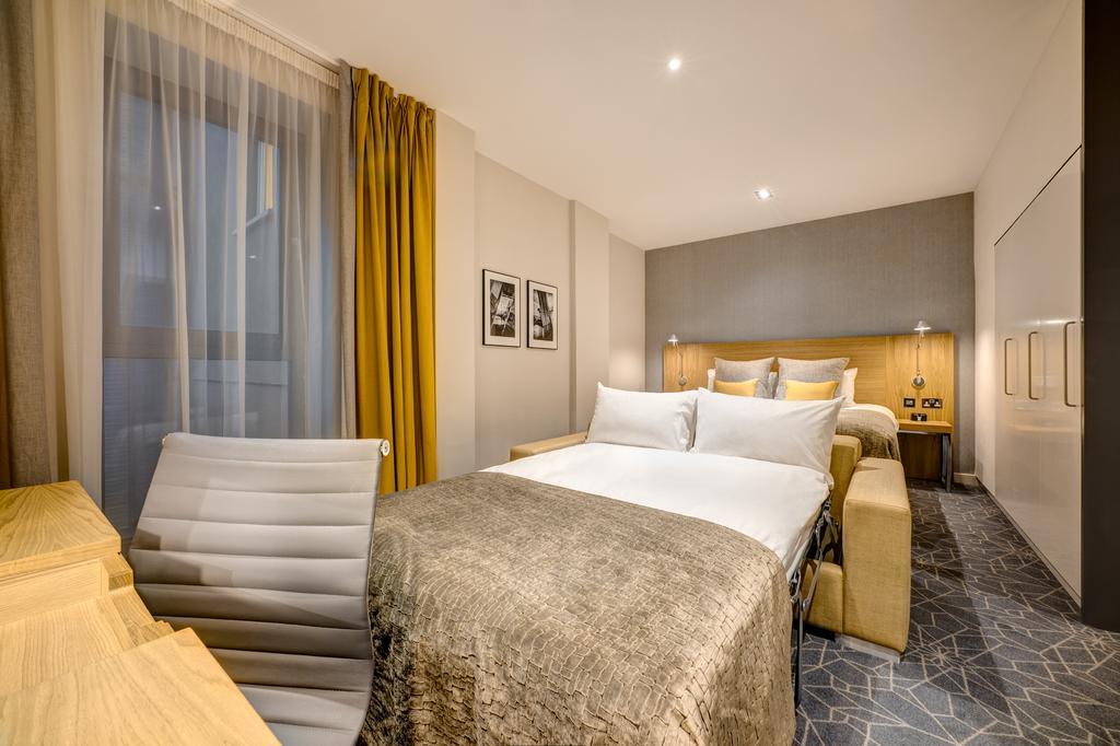 Family Room (2 Adults + 2 Children),707494885:JPEG