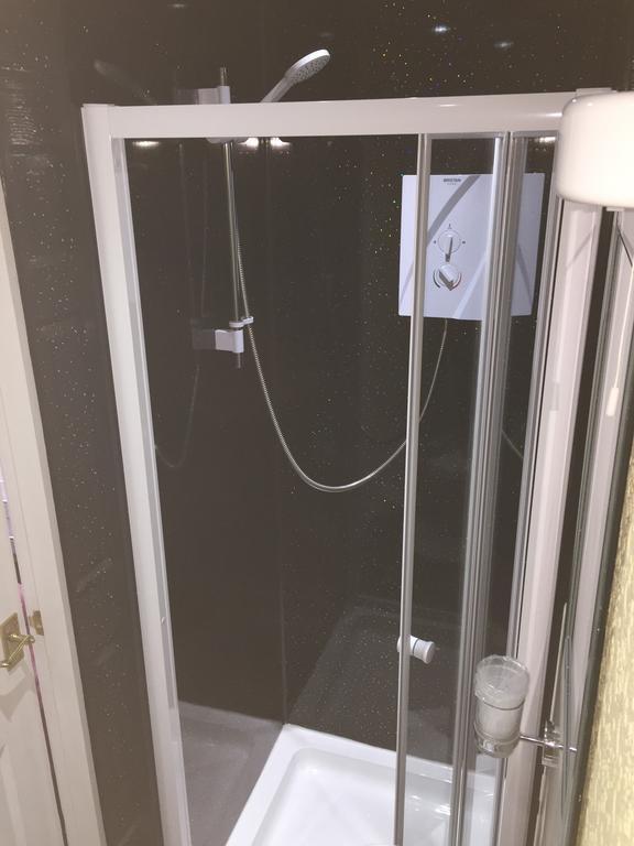 Double Room with Private Bathroom,227456777:JPEG