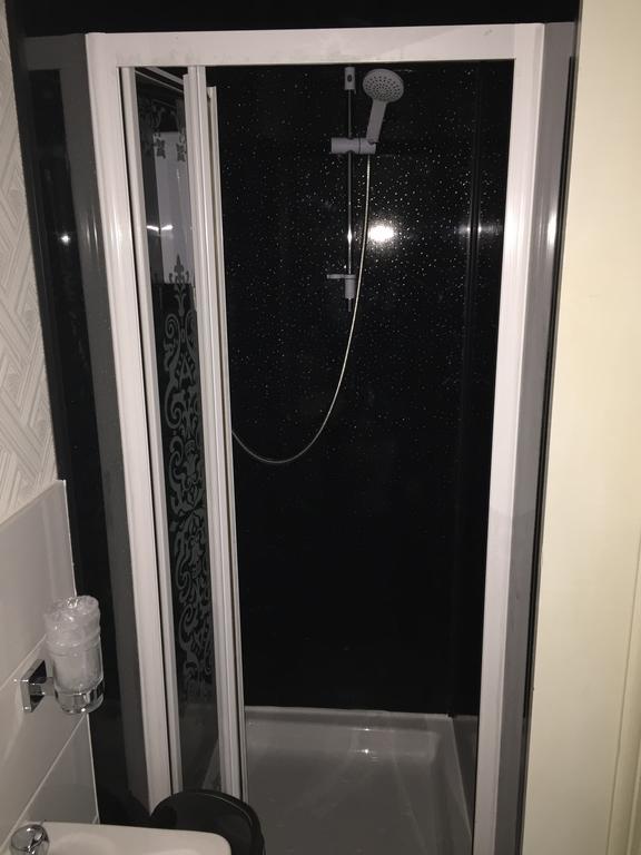 Triple Room with Shower,227461214:JPEG