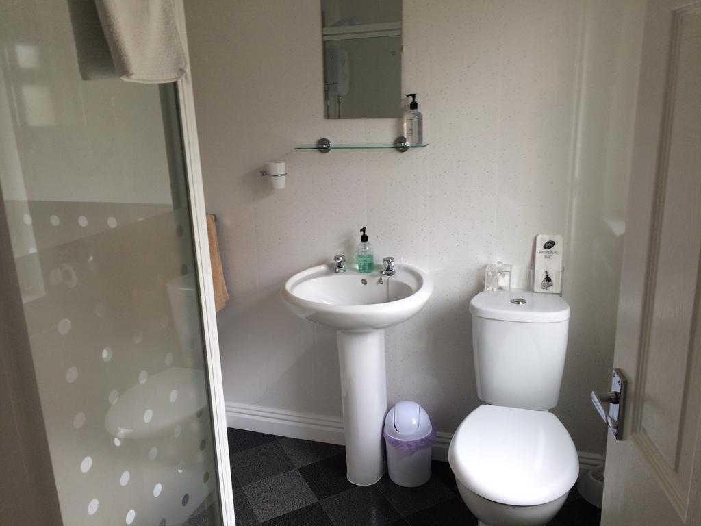 Single Room - 1st Floor