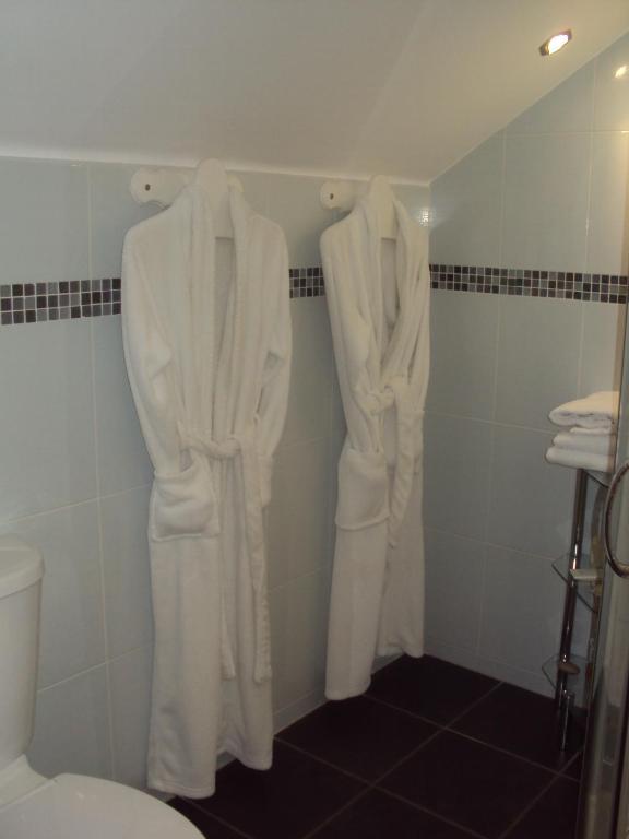 Standard Double Room,27354179:JPEG