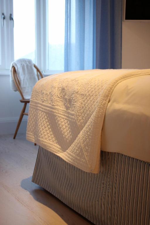 Small Double Room with Harbour View,27556634:JPEG