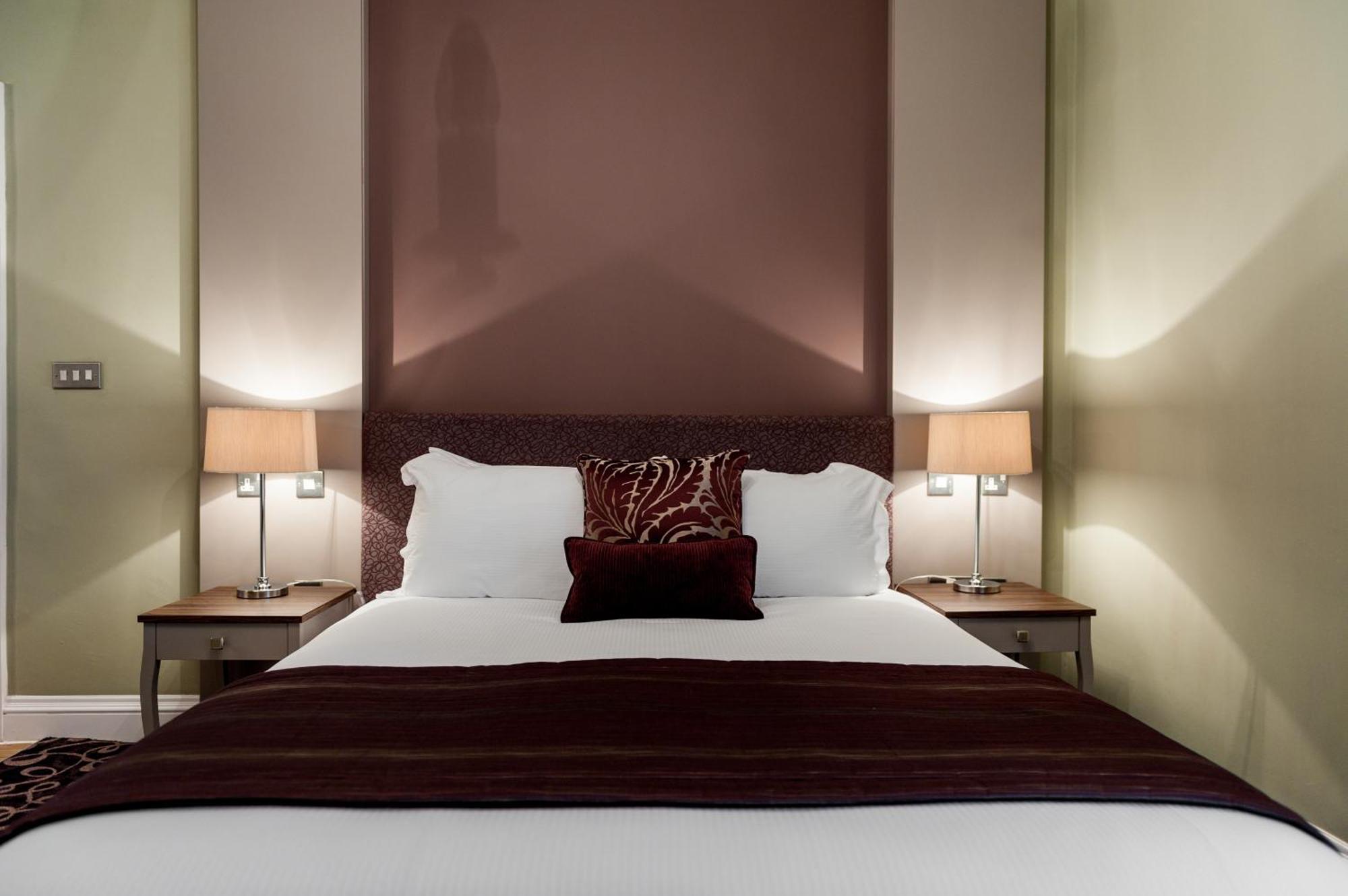 Standard Double Room,88483730:JPEG