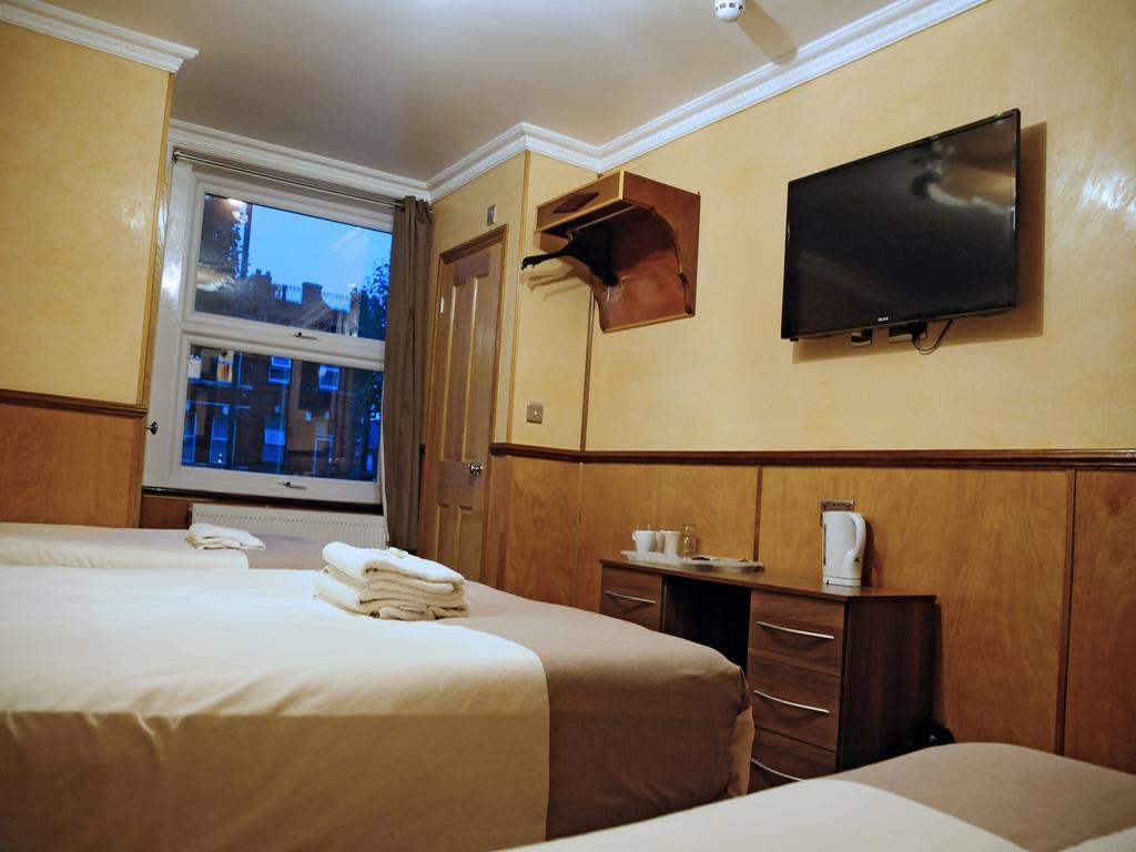 Basic Triple Room,403755048:JPEG