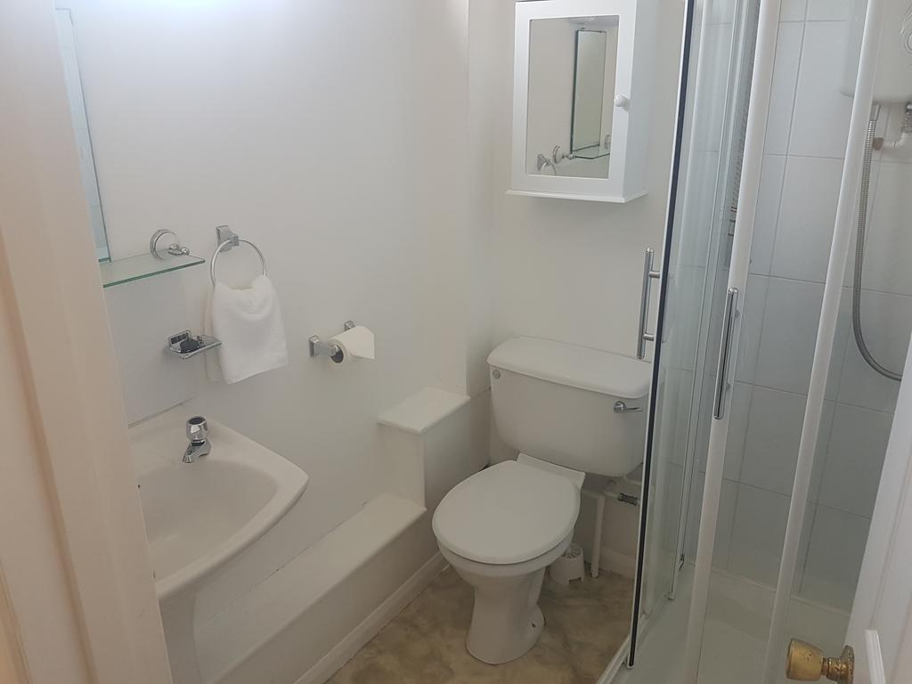 Double Room - Room 15,318587337:JPEG