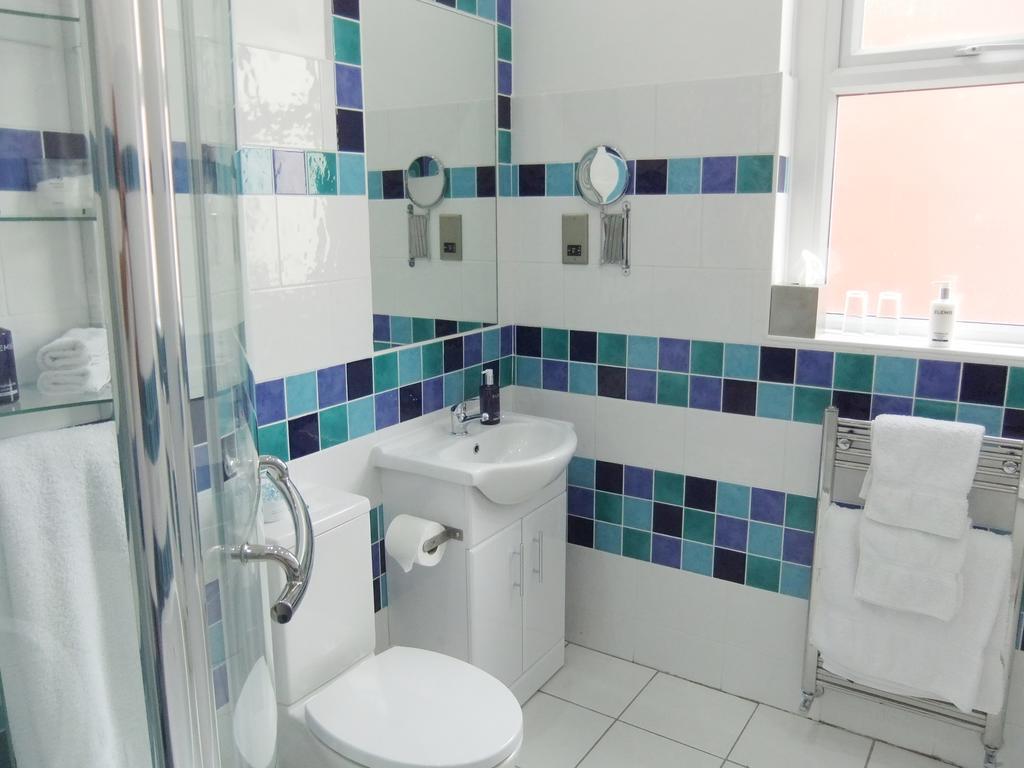 Superior Super King Room - Summer,377158399:JPEG