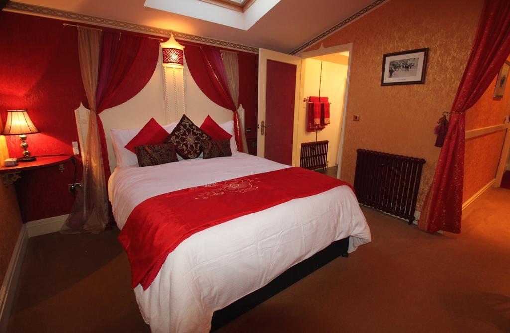 Large Double Room,127074129:JPEG