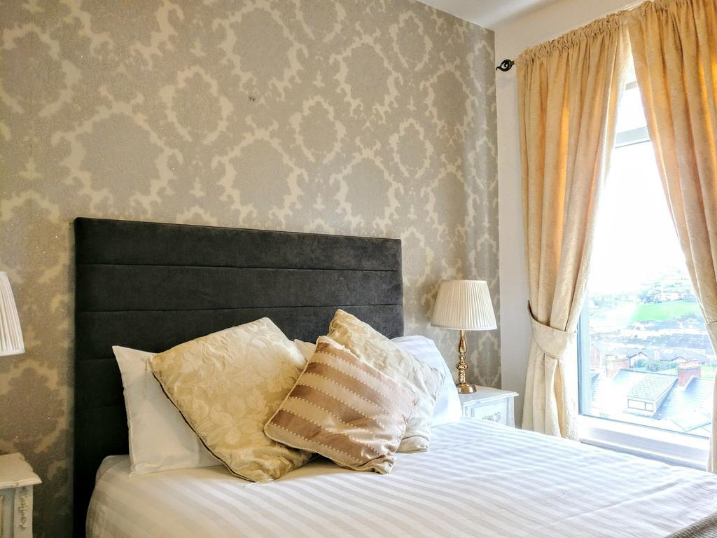 Triple Room,463969869:JPEG