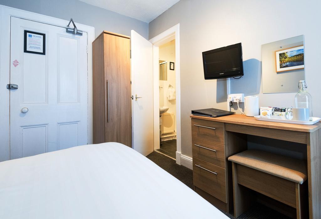 Small Single Room,642568158:JPEG