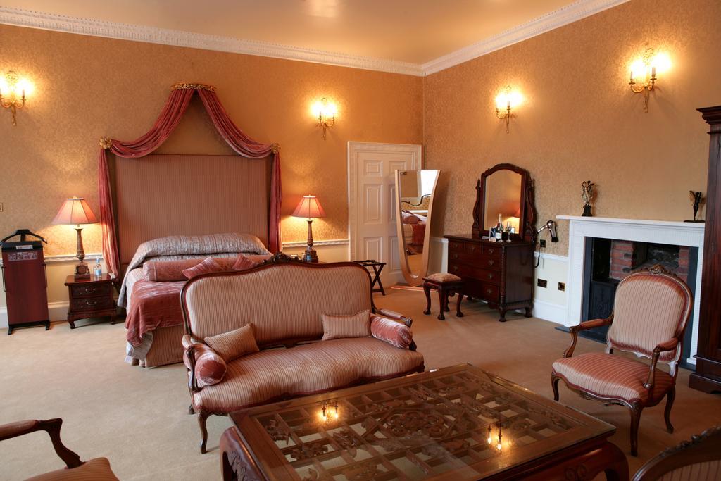 Signature Suite,395756532:JPEG