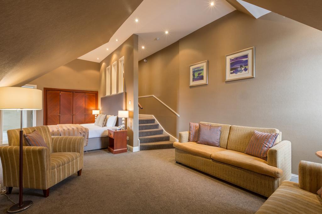 Junior Suite,541874460:JPEG