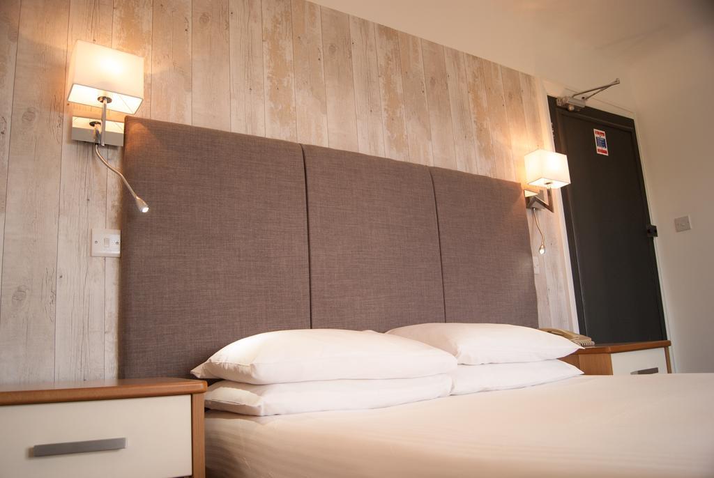 Standard Double Room,396729807:JPEG