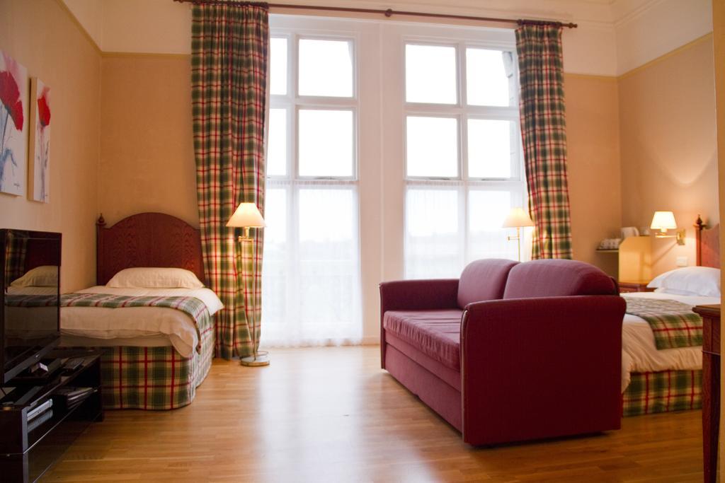 Family Room,631025061:JPEG