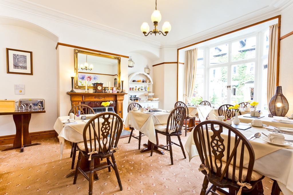 Small Double Room,1673937782:JPEG