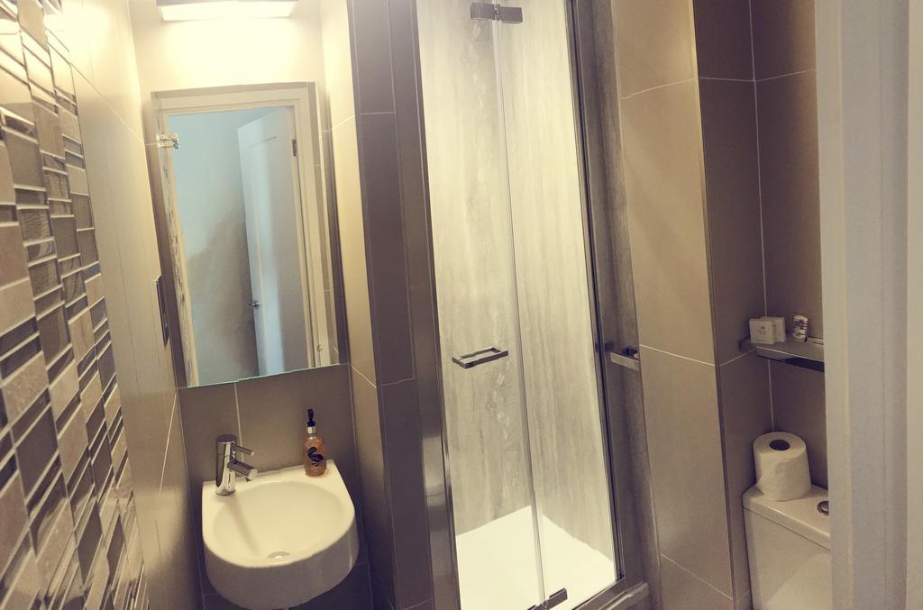 Budget Single Room,678544503:JPEG