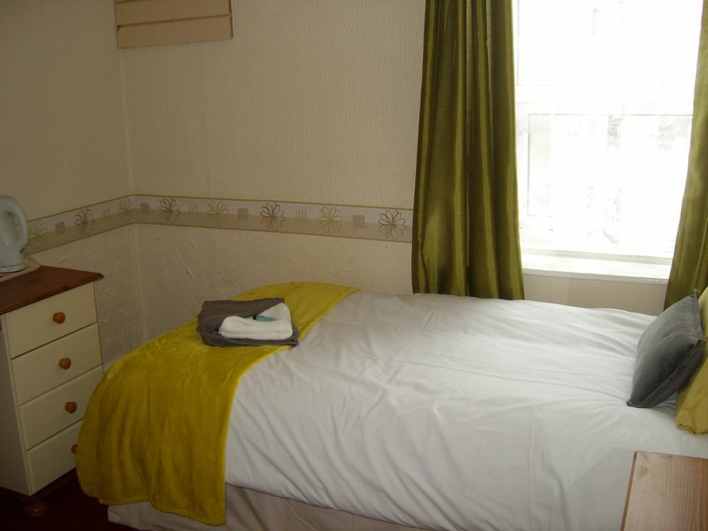 Single Room,405459144:JPEG