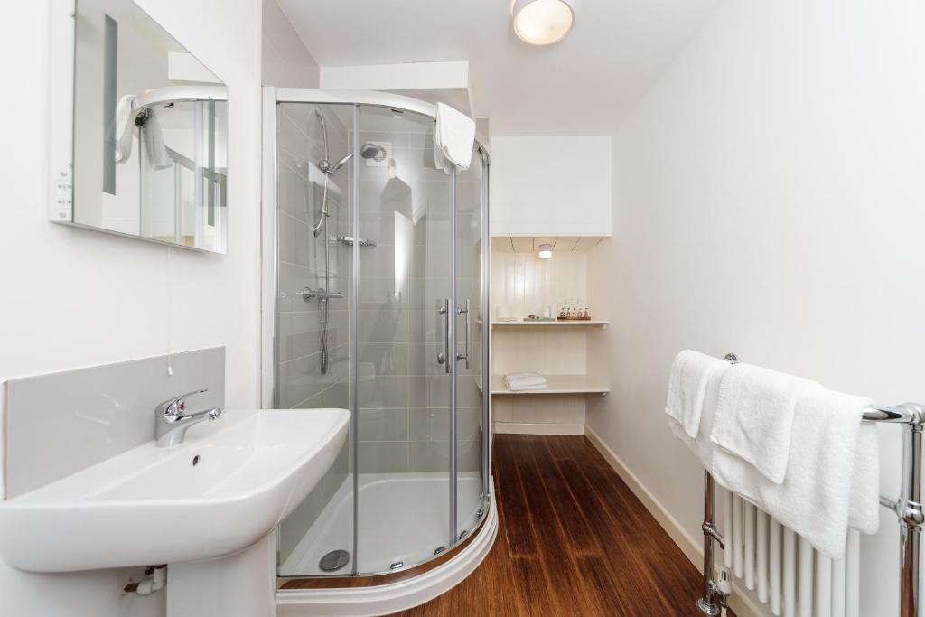 King Room,545640075:JPEG