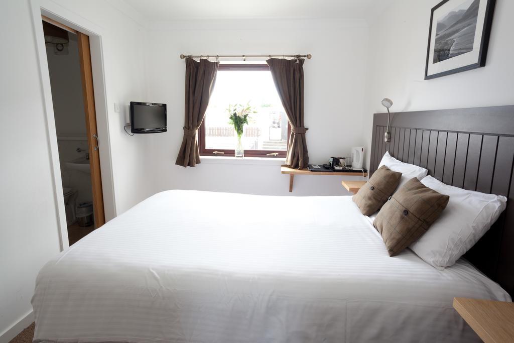 Standard Double Room,435587721:JPEG