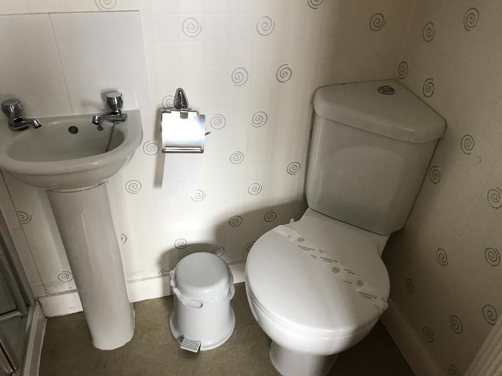 Double Room,1668072605:JPEG