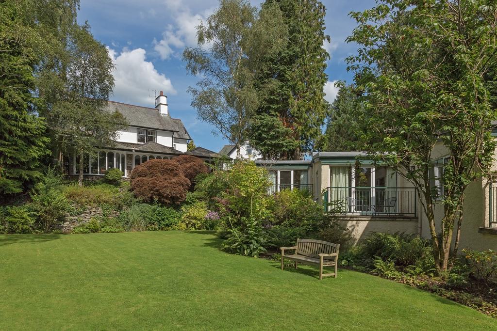 Garden Double with Balcony,656352873:JPEG