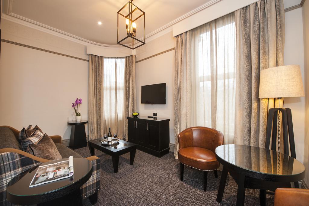Deluxe Suite,1436945278:JPEG