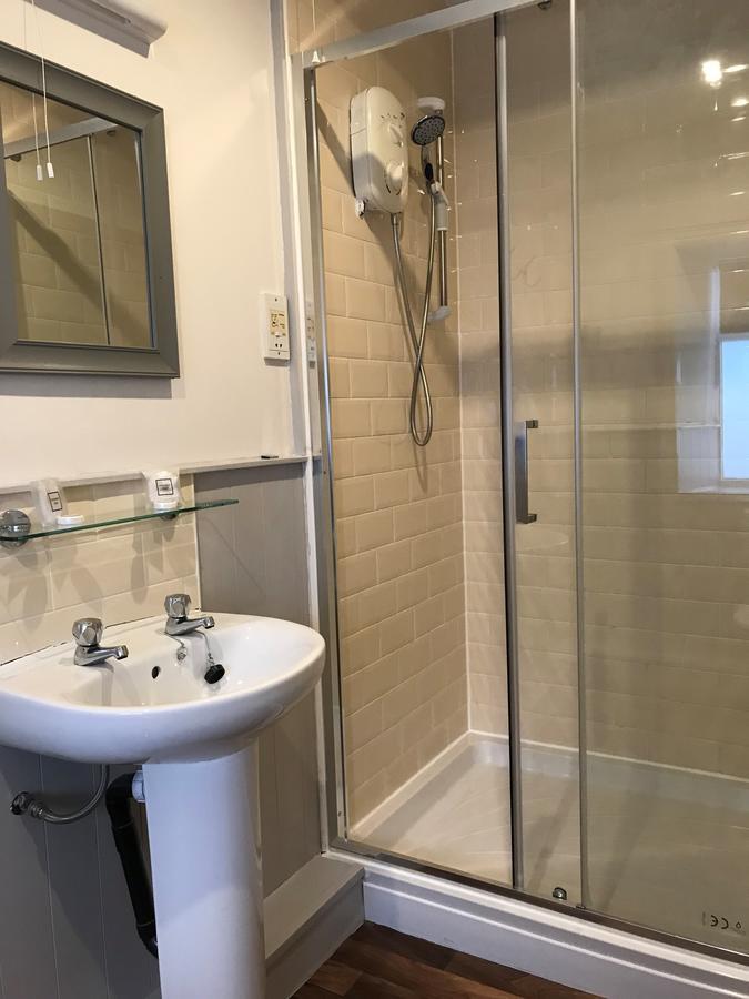 King Room,1592903528:JPEG