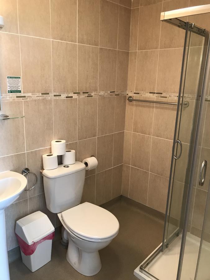 Family Room,39912448:JPEG