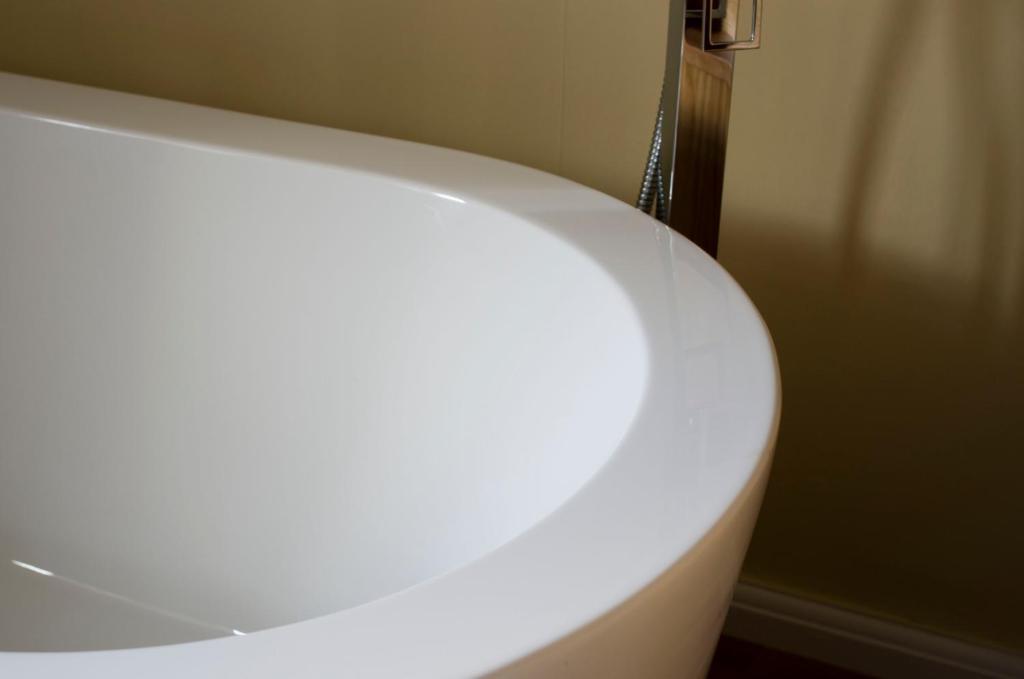 Deluxe Double Room with Four-Poster Bed - 1,644117832:JPEG