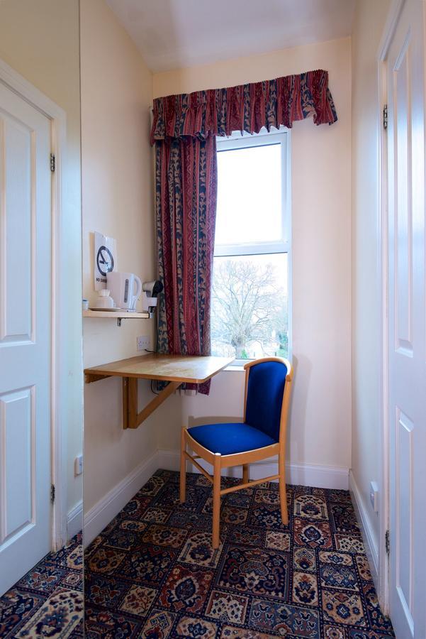 Single Room,545478696:JPEG