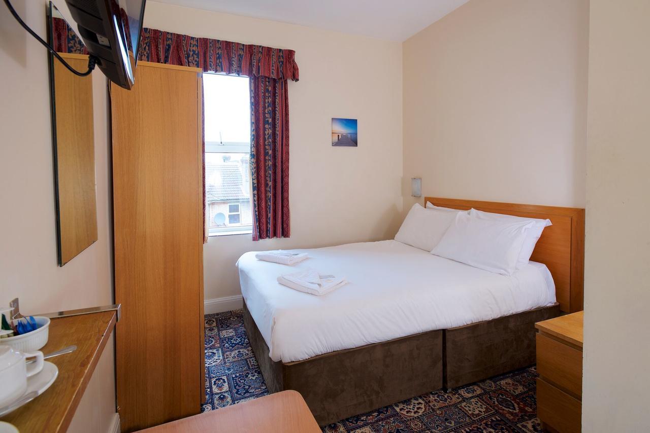 Double Room,545477757:JPEG