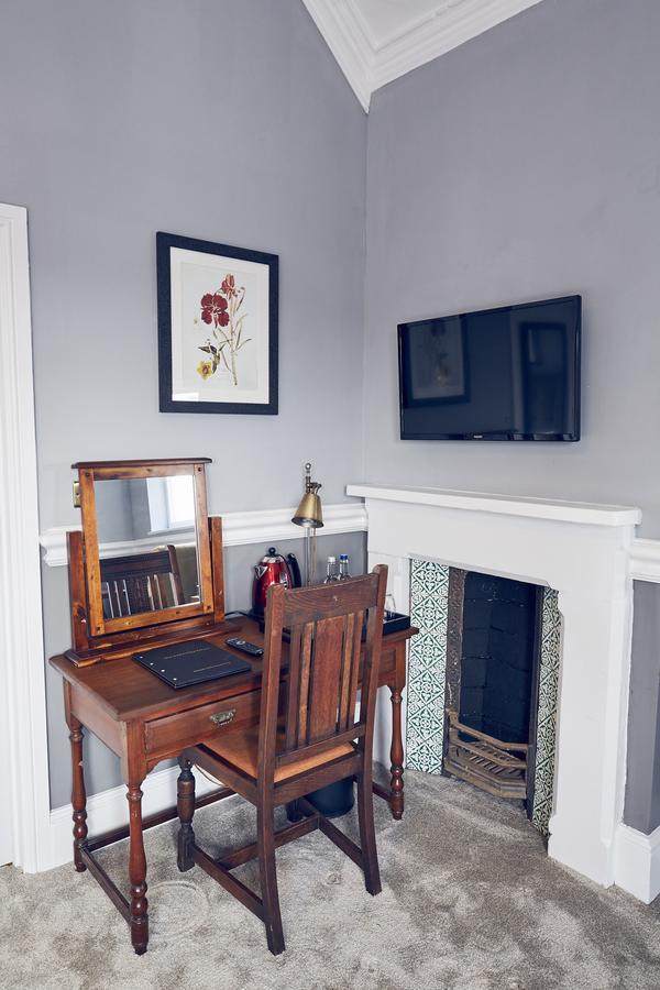 Family Room,576417867:JPEG