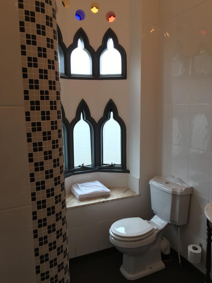 Fern Suite - 4 poster,1161707562:JPEG