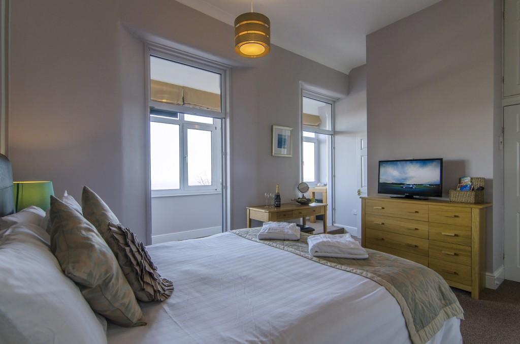 Double Room,584821023:JPEG