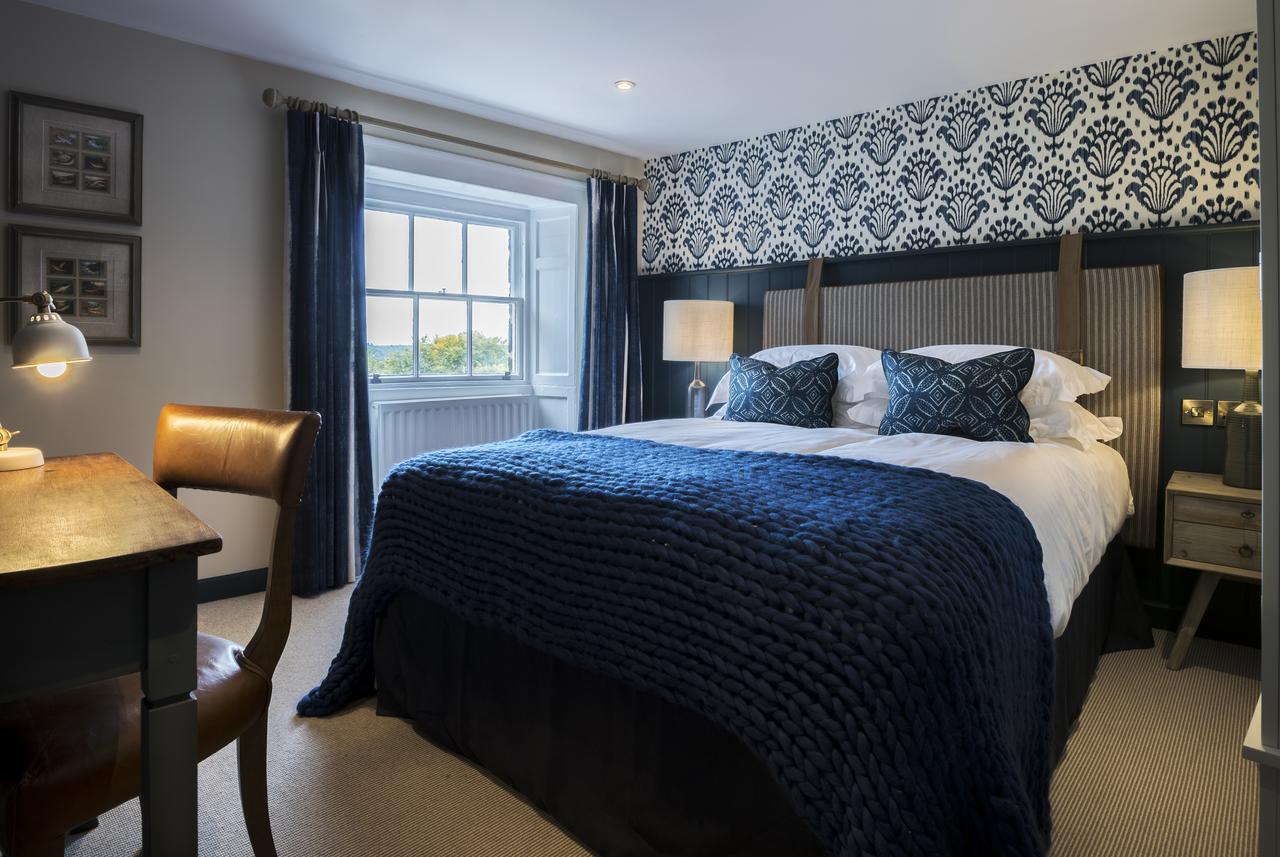 Double Room with Shower,587397102:JPEG