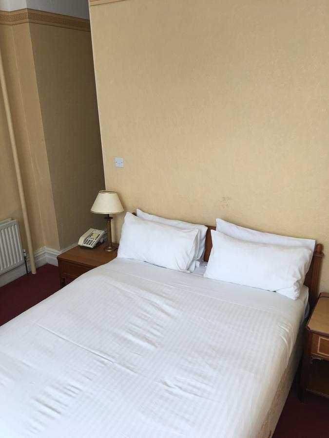 Standard Double Room,596505351:JPEG
