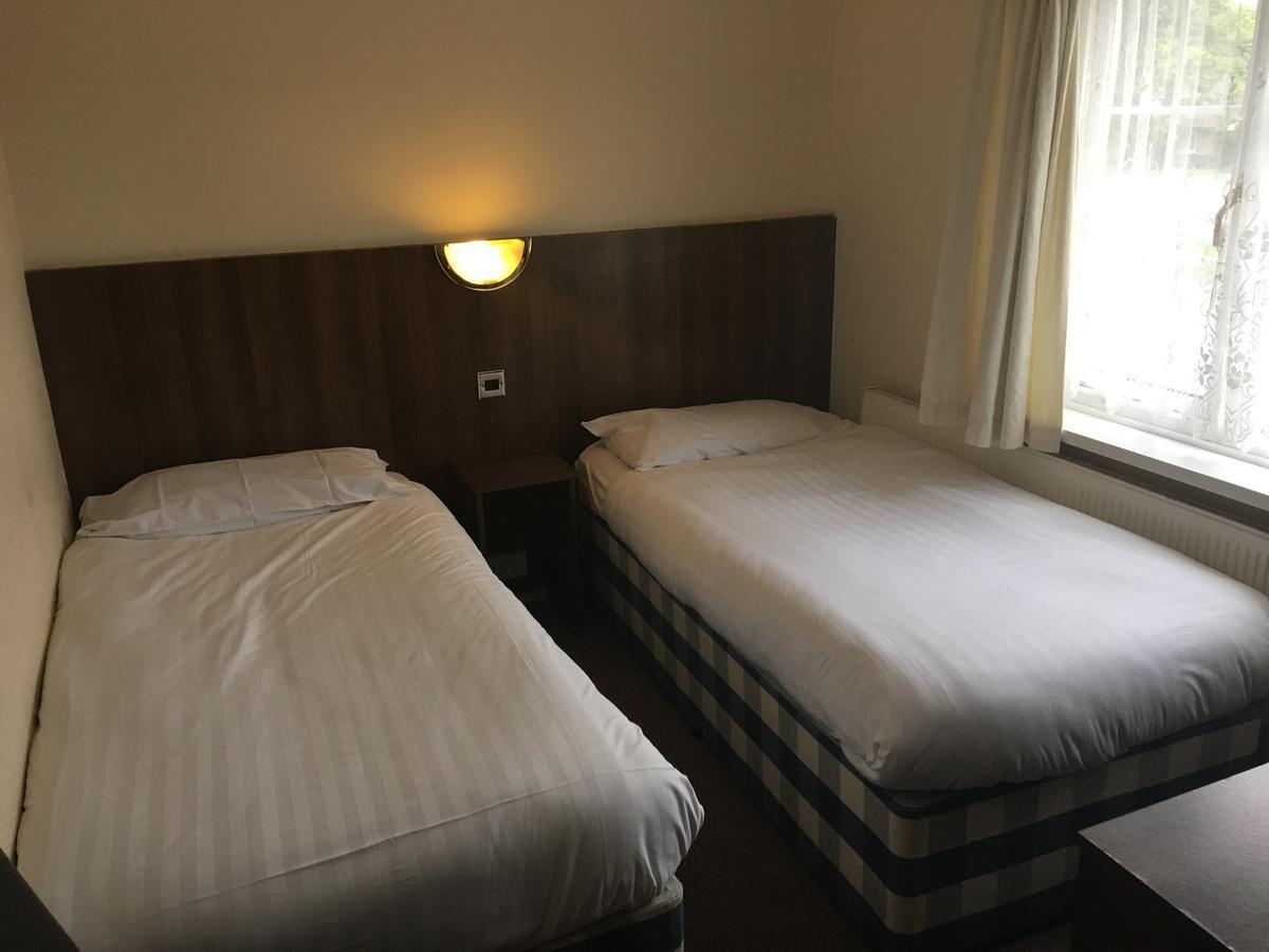 Twin Room ensuite,596520711:JPEG