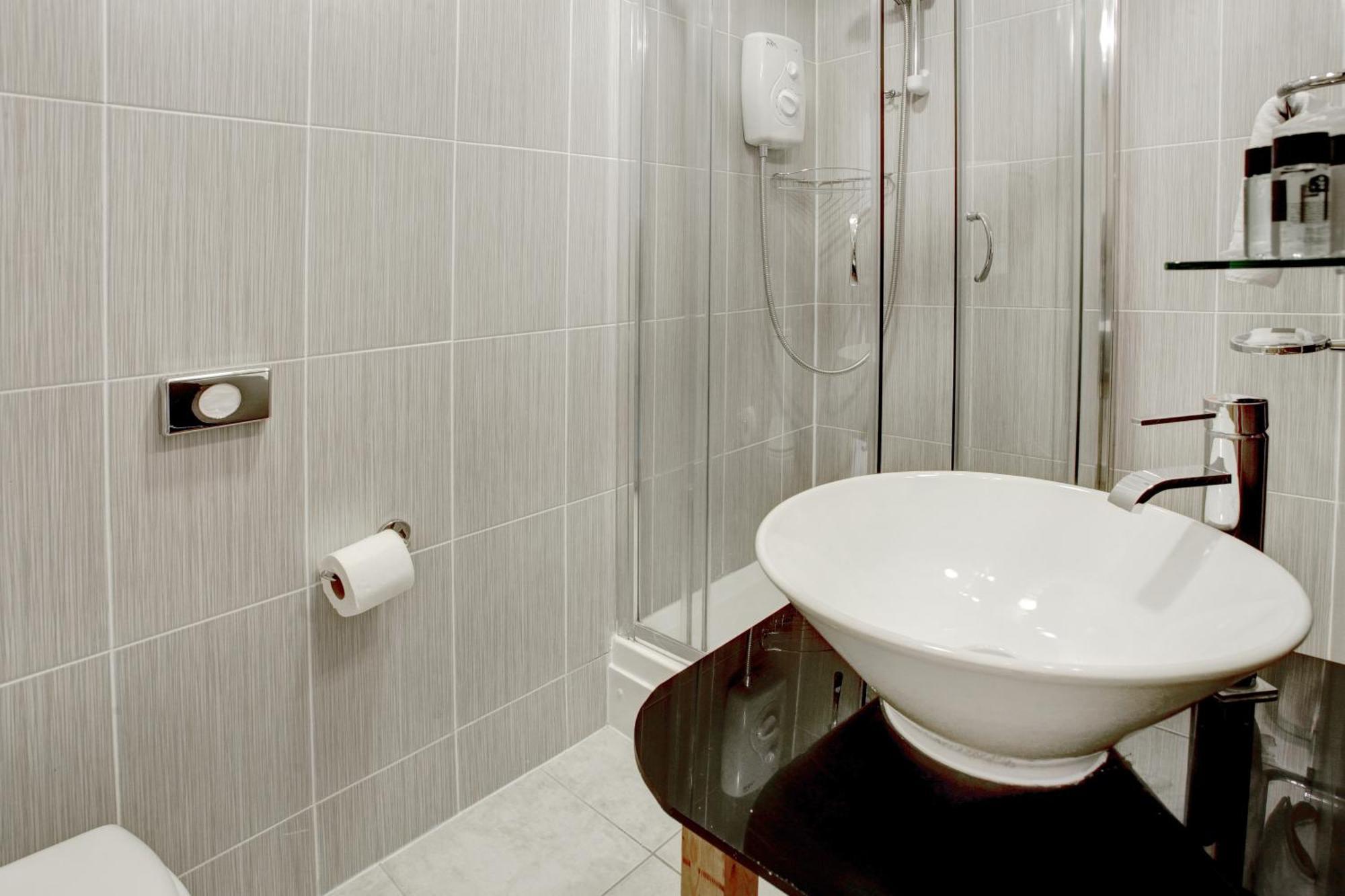 Standard Double Room,605757846:JPEG