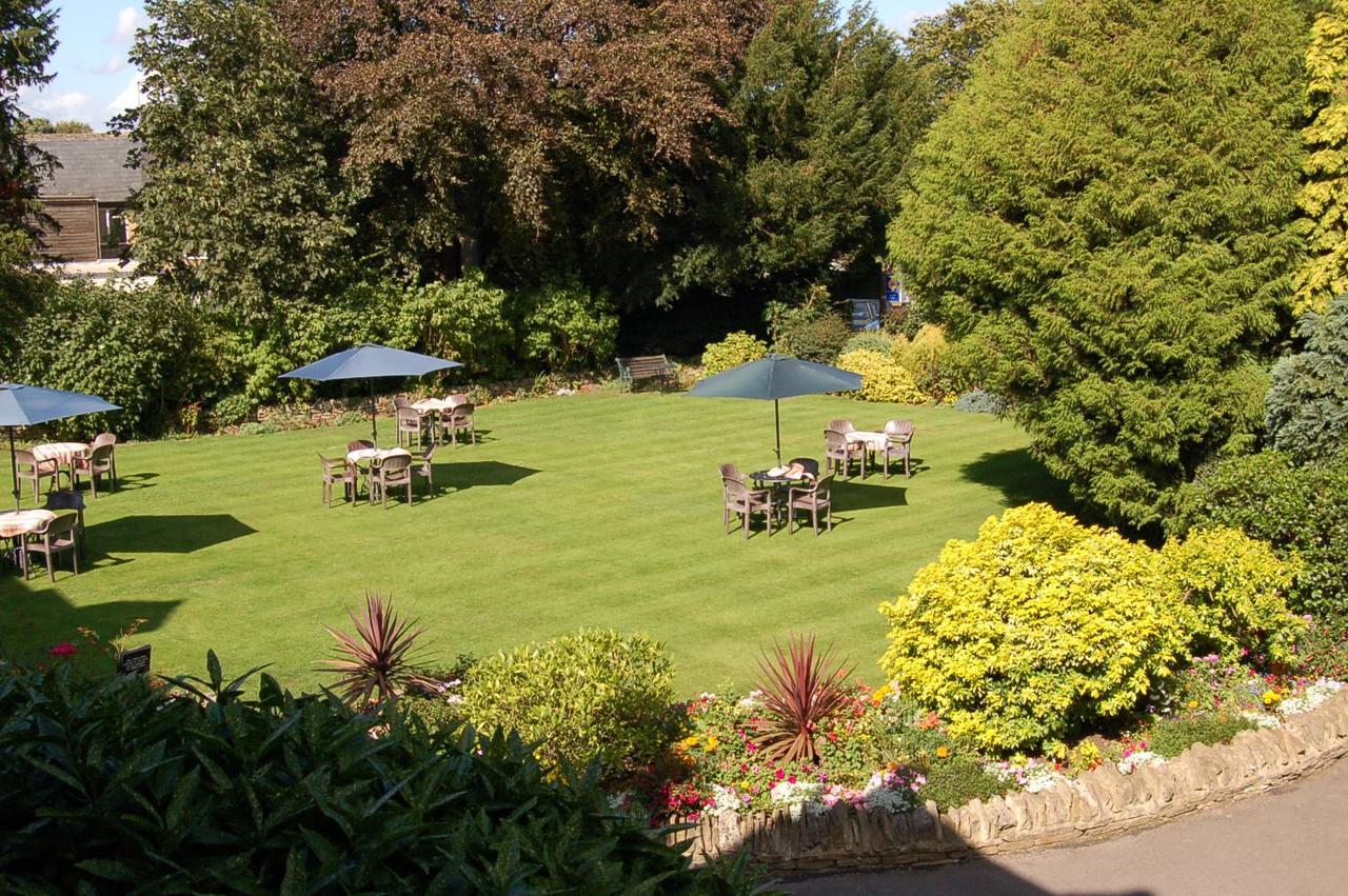 Room 5 - Standard Double with Garden View - Main Hotel