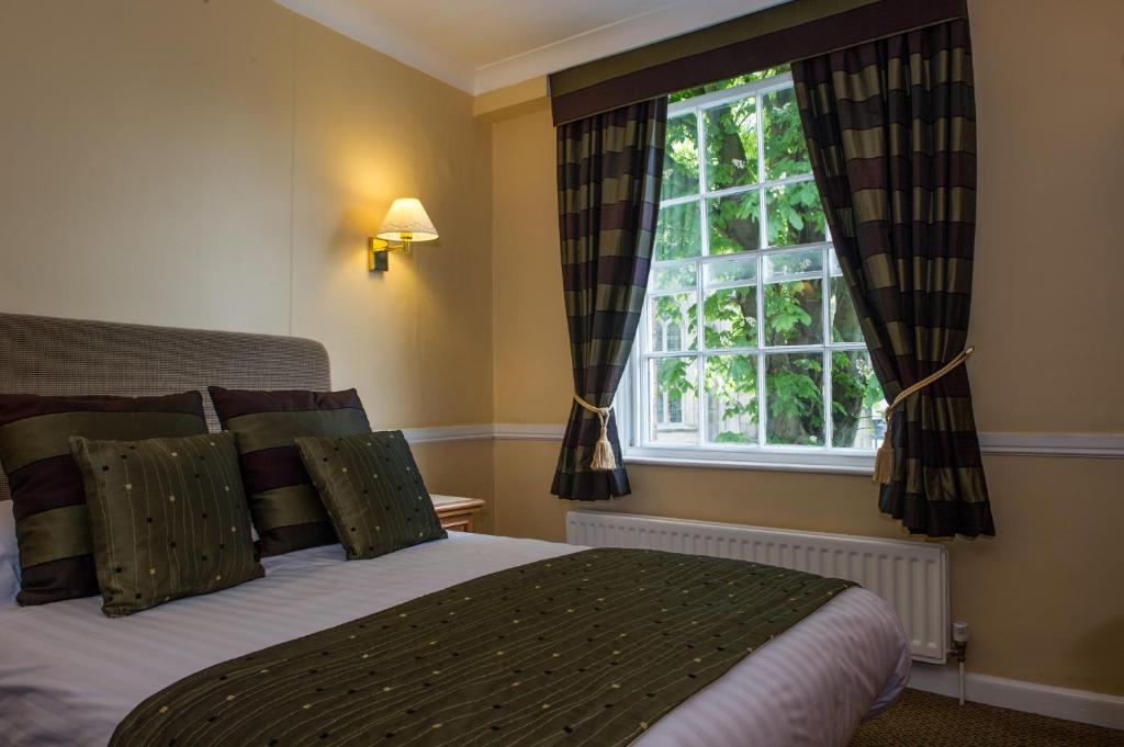 Standard Double Room,61439206:JPEG