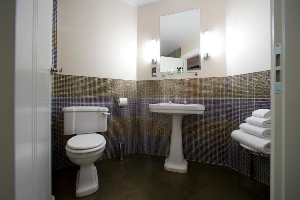 Superior Double Room,698125314:JPEG