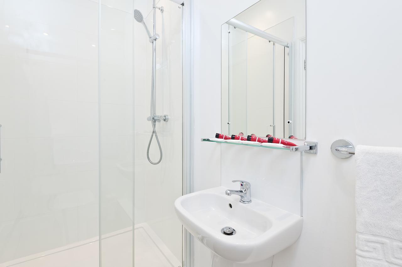 Double Room with En Suite Bathroom,630192096:JPEG