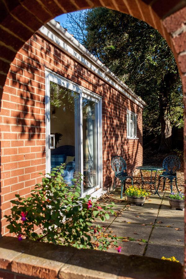 One-Bedroom Bungalow