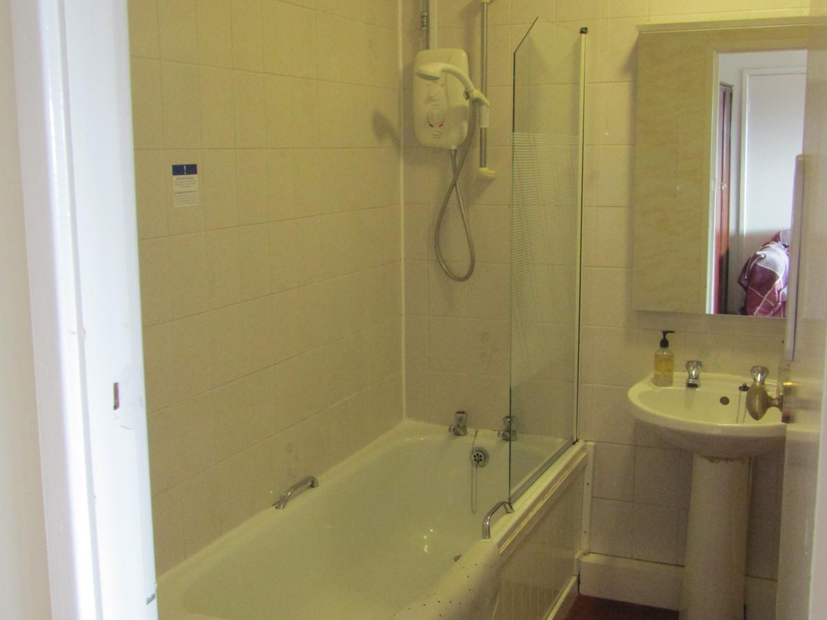 Quadruple Room,1352976679:JPEG