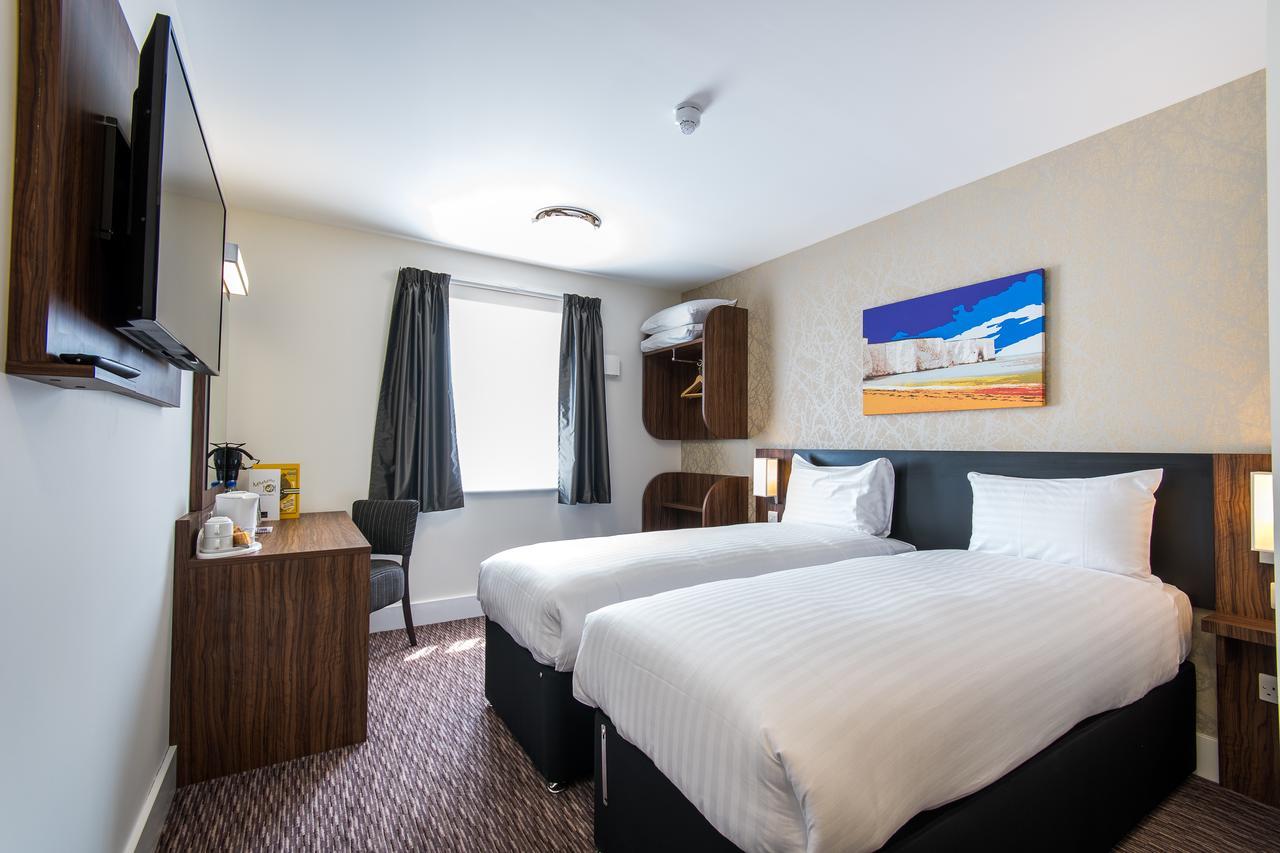 Double or Twin Room - Disability Access,640639323:JPEG