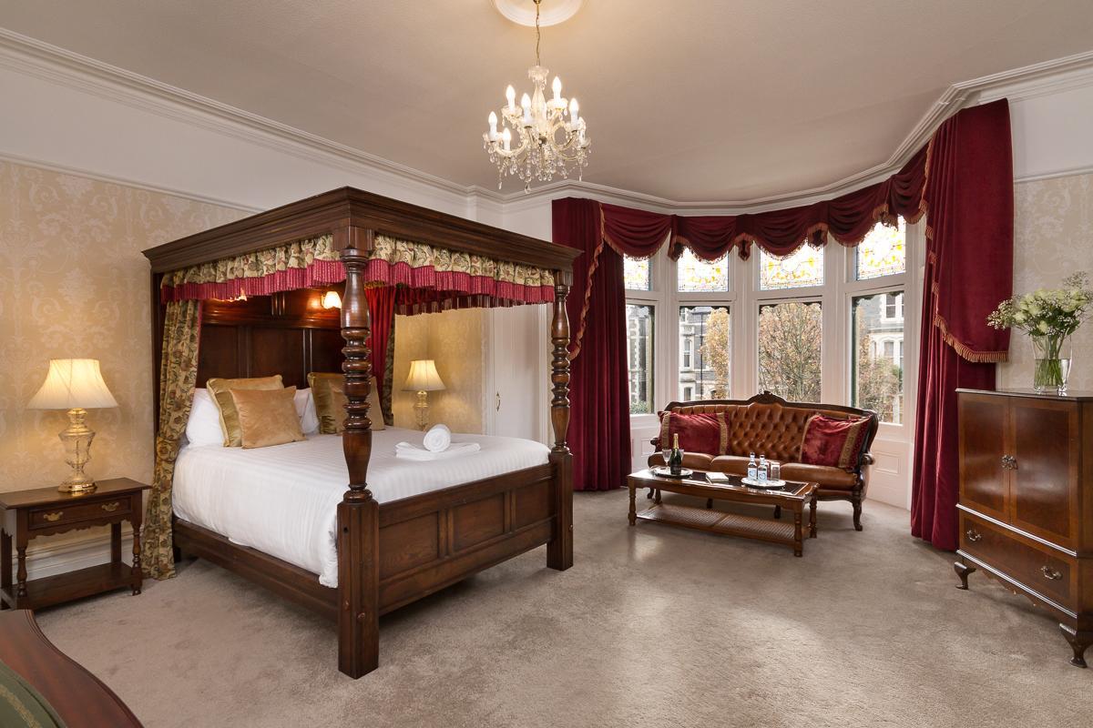 Four Poster Suite,1668050374:JPEG