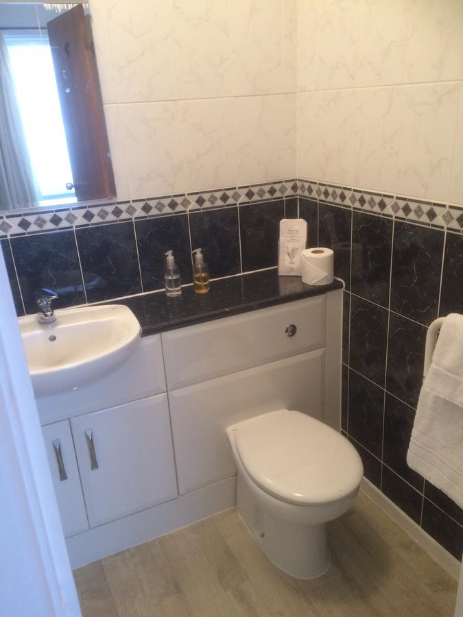 Double Room with Shower,1005665380:JPEG