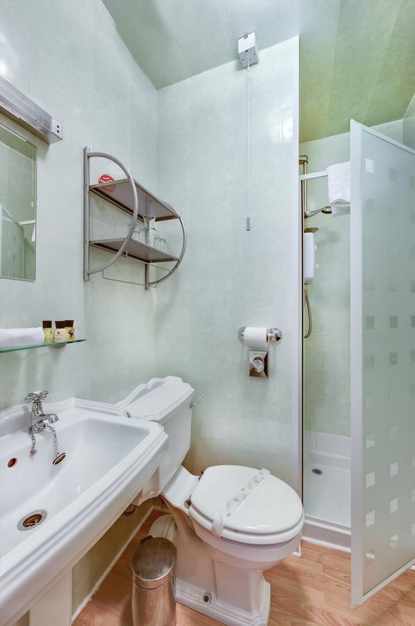 Standard Twin Room with Balcony and Sea View,1580360011:JPEG