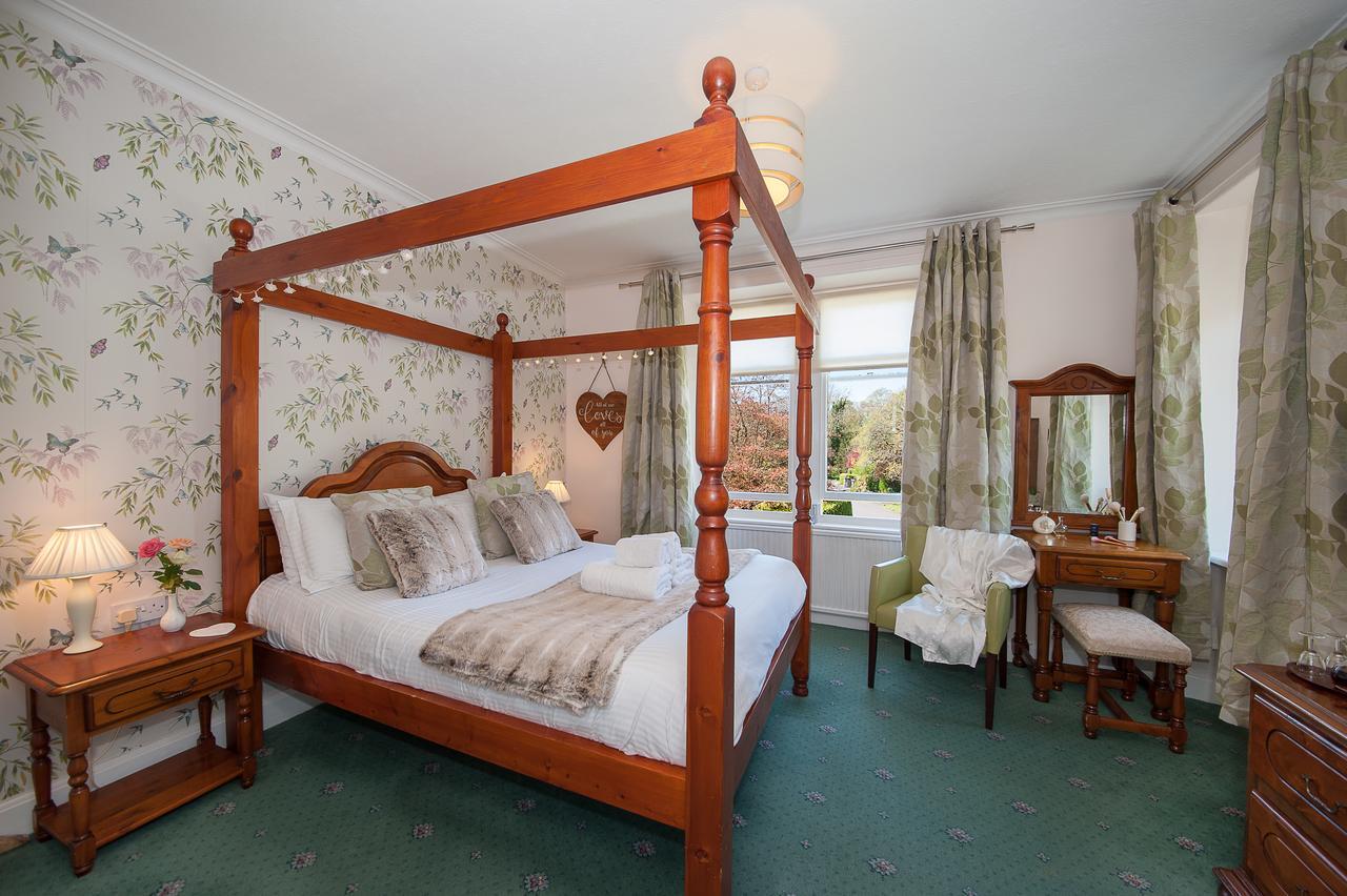 Superior Double Room with Four-Poster Bed -2,710229673:JPEG